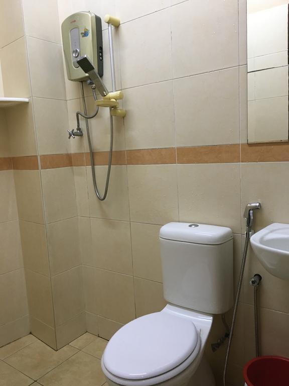 Apartment 707 , , Unit 1-11